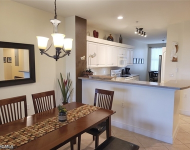 11041 Gulf Reflections Drive - Photo Thumbnail 6