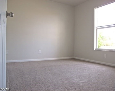 13415 Pine Needle Lane - Photo Thumbnail 9