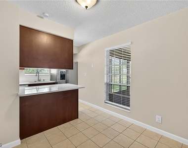 3320 New South Province Boulevard - Photo Thumbnail 2