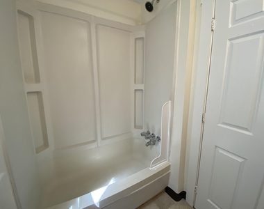 616 Union - Photo Thumbnail 24