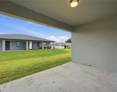 736-738 Gilbert Avenue S - Photo Thumbnail 48