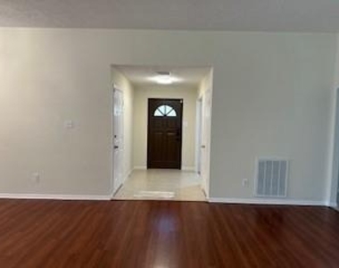 19938 Mason Creek Drive - Photo Thumbnail 2