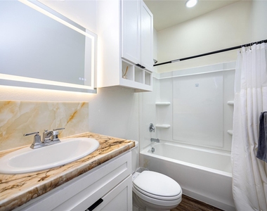 10930 Exeter Street - Photo Thumbnail 12