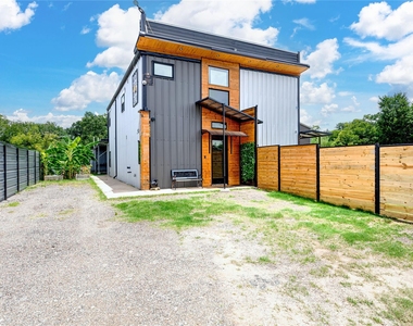 10930 Exeter Street - Photo Thumbnail 1
