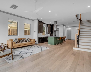 1724 Ridgewood St - Photo Thumbnail 11