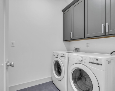 1724 Ridgewood St - Photo Thumbnail 27