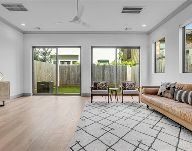 1724 Ridgewood St - Photo Thumbnail 14