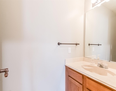 16606 Burlcreek - Photo Thumbnail 22