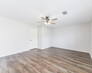 16606 Burlcreek - Photo Thumbnail 21