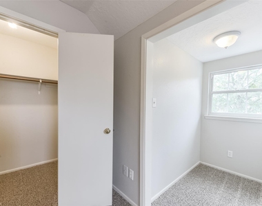 16606 Burlcreek - Photo Thumbnail 30