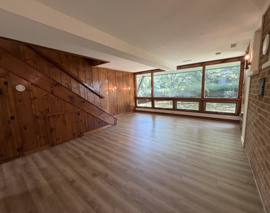 56 Westville - Photo Thumbnail 5