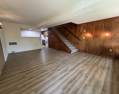 56 Westville - Photo Thumbnail 4