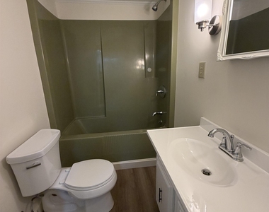 56 Westville - Photo Thumbnail 15