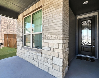 1325 Tan Gable Ln - Photo Thumbnail 2