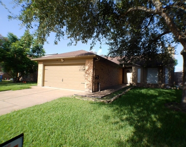 4422 Haiti Lane - Photo Thumbnail 17