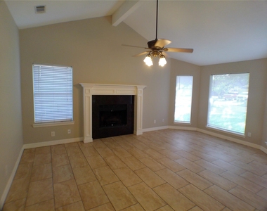 4422 Haiti Lane - Photo Thumbnail 5