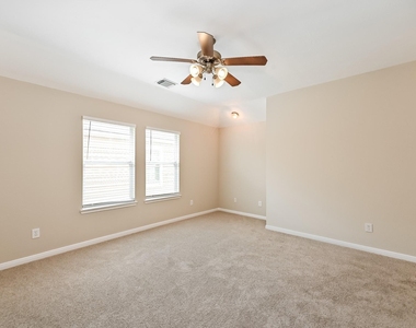 12923 Palm Leaf Court - Photo Thumbnail 9