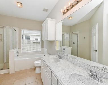 12923 Palm Leaf Court - Photo Thumbnail 12