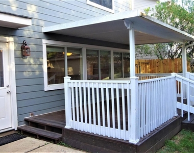 3923 Carriage Park Row - Photo Thumbnail 10