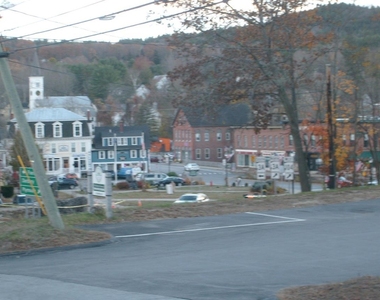 25 School - Photo Thumbnail 4