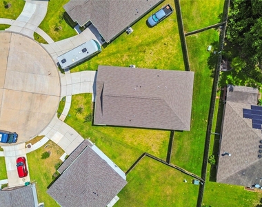 3602 Admiralty Drive - Photo Thumbnail 21