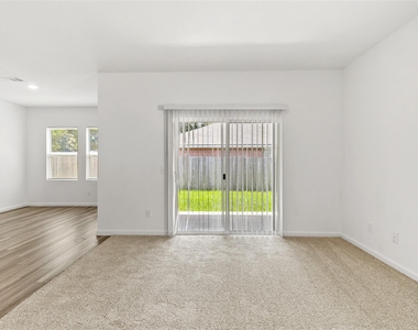 3602 Admiralty Drive - Photo Thumbnail 6