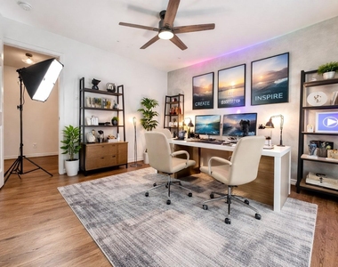 2126 Banks Street - Photo Thumbnail 20