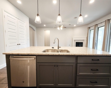 18935 Rosewood Terrace Drive - Photo Thumbnail 23