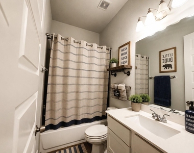 18935 Rosewood Terrace Drive - Photo Thumbnail 11