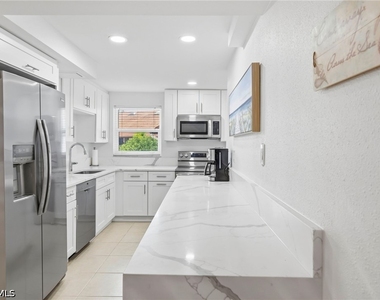 4092 Belair Lane - Photo Thumbnail 11