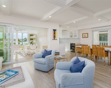 3450 Gulf Shore Boulevard N - Photo Thumbnail 1