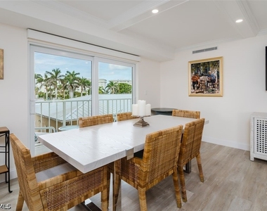 3450 Gulf Shore Boulevard N - Photo Thumbnail 6