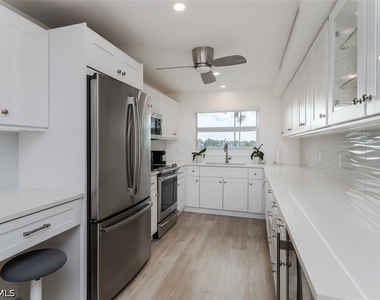 3450 Gulf Shore Boulevard N - Photo Thumbnail 11