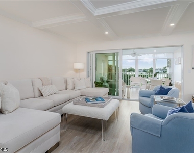 3450 Gulf Shore Boulevard N - Photo Thumbnail 2