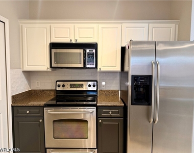 12965 Positano Circle - Photo Thumbnail 8
