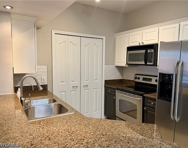 12965 Positano Circle - Photo Thumbnail 7
