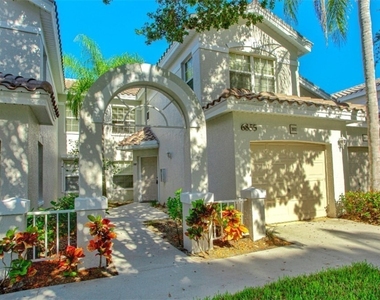 6855 Satinleaf Road S - Photo Thumbnail 32