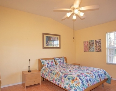 6855 Satinleaf Road S - Photo Thumbnail 19