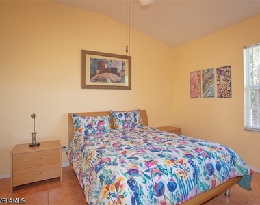 6855 Satinleaf Road S - Photo Thumbnail 20