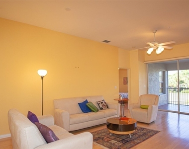 6855 Satinleaf Road S - Photo Thumbnail 17