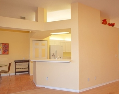 6855 Satinleaf Road S - Photo Thumbnail 18