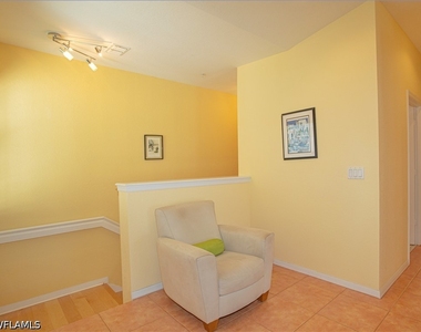 6855 Satinleaf Road S - Photo Thumbnail 9
