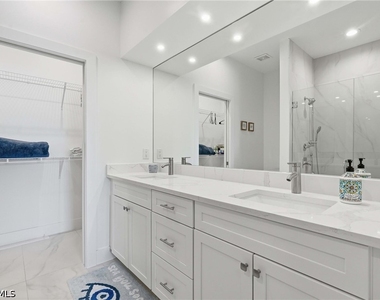 27841 Wisconsin Street - Photo Thumbnail 11