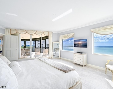 8665 Bay Colony Drive - Photo Thumbnail 27