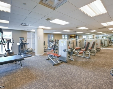 8665 Bay Colony Drive - Photo Thumbnail 41