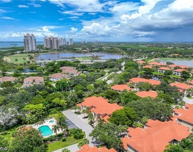 26960 Wyndhurst Court - Photo Thumbnail 37