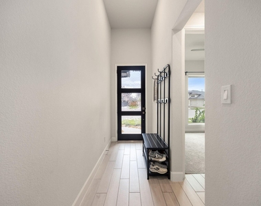 8711 Harbor Pines Drive - Photo Thumbnail 6
