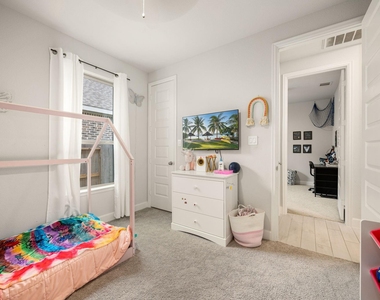 8711 Harbor Pines Drive - Photo Thumbnail 24