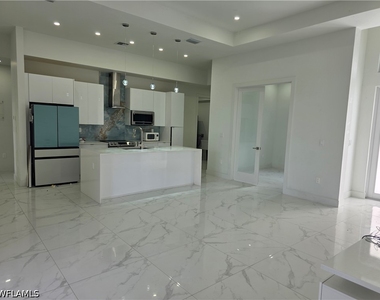 331 Nelson Road N - Photo Thumbnail 1