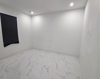 331 Nelson Road N - Photo Thumbnail 15